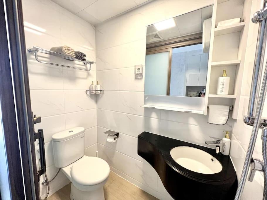 Dayinn, Skyhouse Bsd Lux And Homey Studio, Near Aeon Bsd And Ice Bsd Cilenggang Extérieur photo